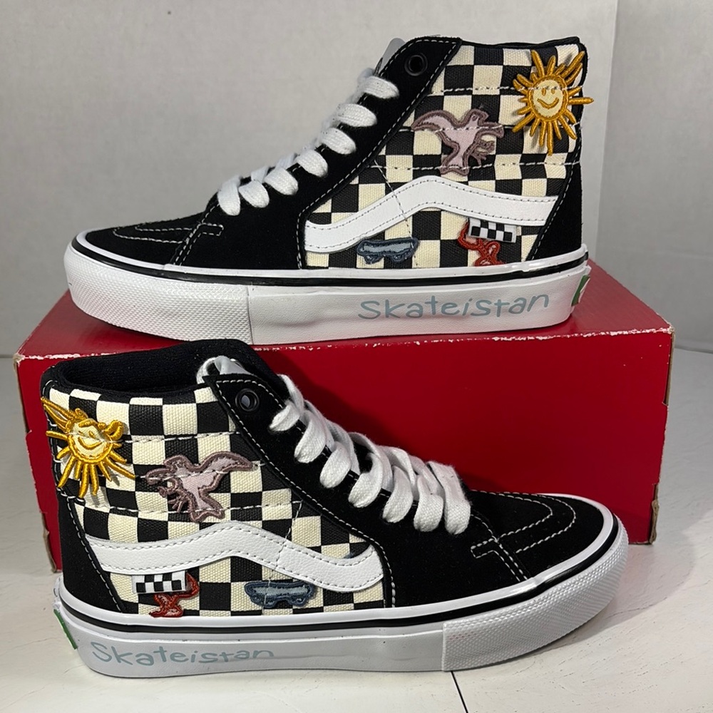 NWT Vans SK8 Hi Top Checkerboard Sneakers Women’s 5.5